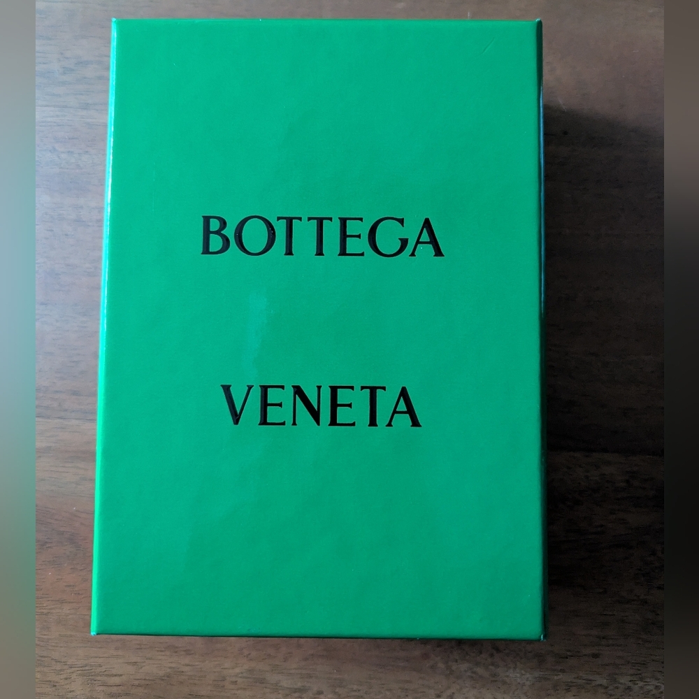 BRAND NEW Bottega Veneta gift box
